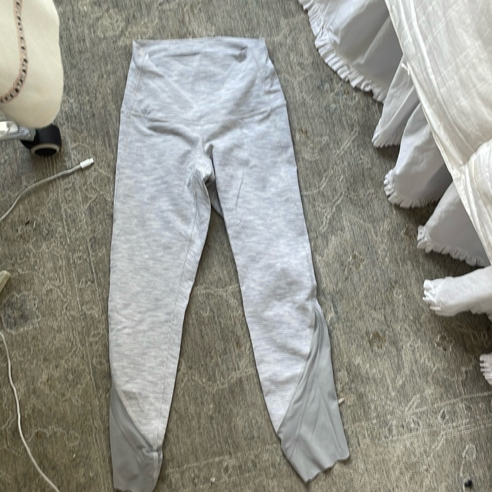 Lululemon leggings with scalloped hem